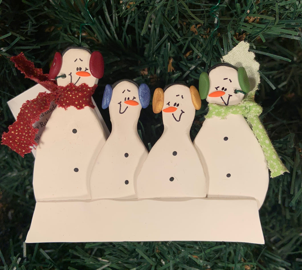 Snowman Family Tree Ornament with 4
